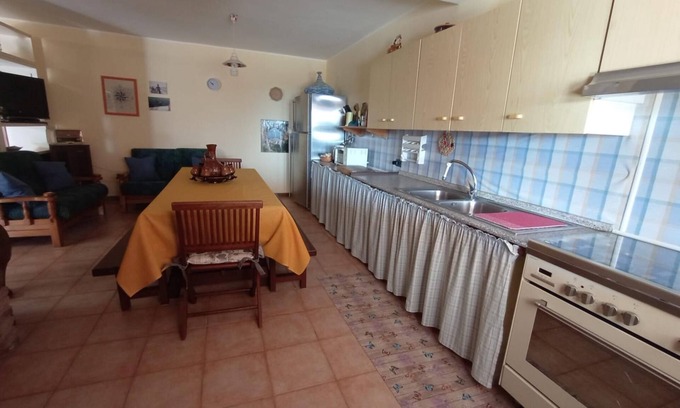 Sant'Antioco Wohnung | Villa Athos in Sant Antioco