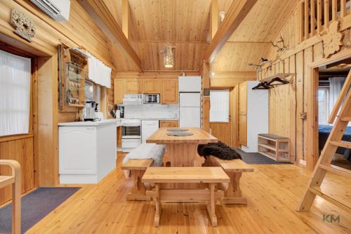 Lampivaara Haus | Villa Aurora