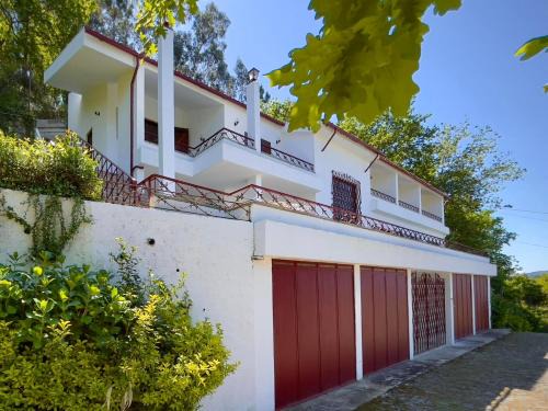 Bouro Haus | Villa Bouro - Breathtaking scenery near Gerês
