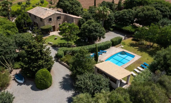 Pollensa Villa | Villa 'Ca'n Pont' mit Bergblick, privatem Pool und WLAN
