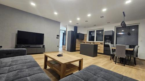 Cicov Haus | Villa Elen