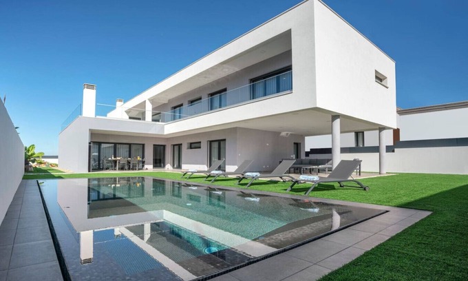 Montes de Alvor Villa | Villa Emma - Luxus 5 Schlafzimmer Villa Alvor Pool und Jacuzzi