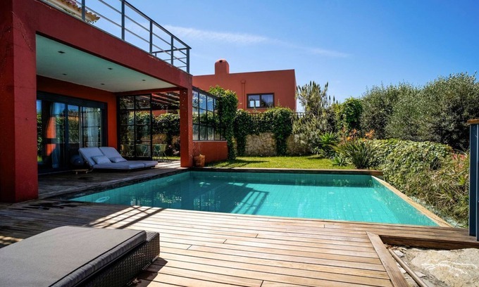 Charneca Villa | Villa Fiori - Vier Schlafzimmer Villa, Schläft 8