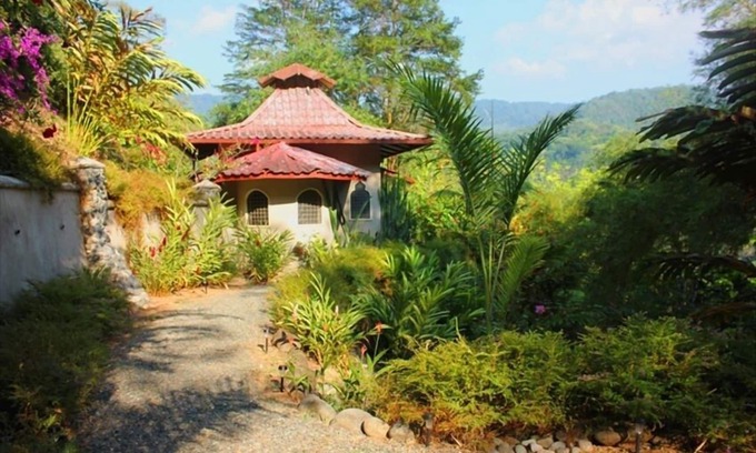 Uvita Villa | Villa für 2 Eingebettet in Tropical Paradise, 51 Ft Pool