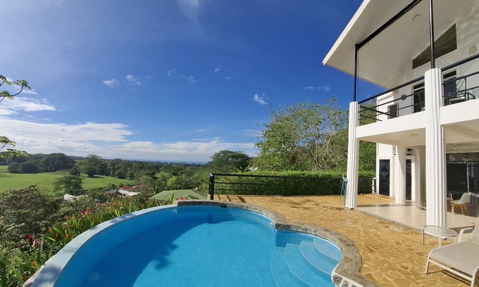 Playa Hermosa Wohnung | Villa Hermosa Claudia - Natur und Erholung mit Meerblick, nur 5 Min. zum Strand