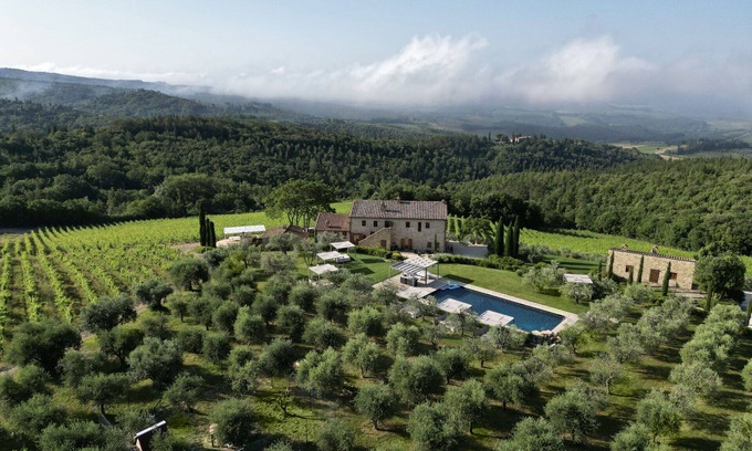 Castellina in Chianti Villa | Villa in Fioraie mit 10 Schlafzimmern 19 Schlafplätzen
