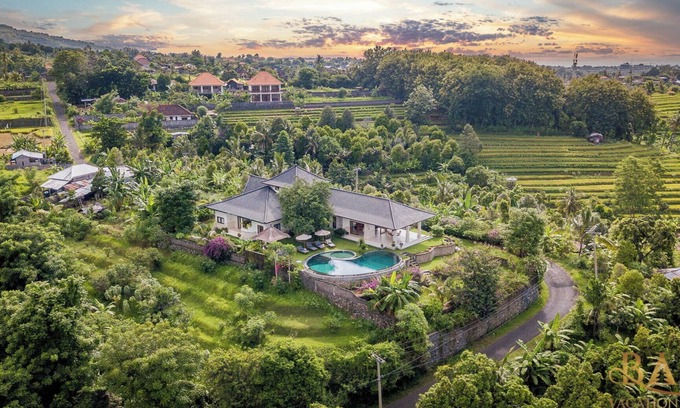 Kalibukbuk Villa | Villa Jendela Gambuh, Bali - A Serene Haven in Nature!