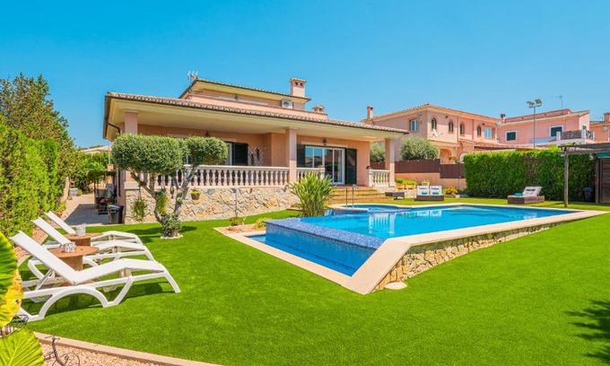 Urbanizacion Sant Marcal Villa | Villa Joan Deia Escultor