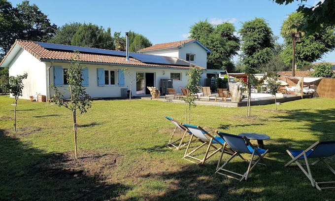 Tosse Villa | Villa Julia Piscine 7mx4m Chauffée au sel Coeur de Village