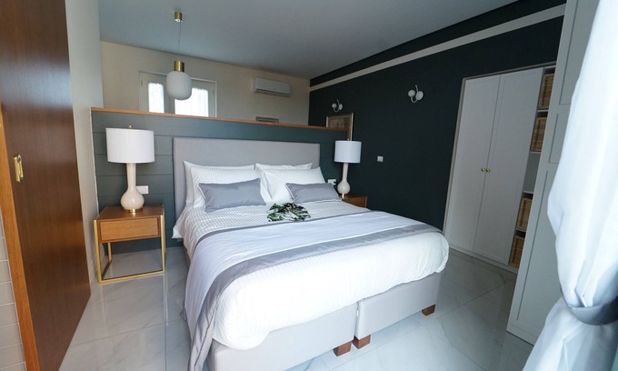 Portici Villa | Villa Klaudia - charmantes Haus Neapel