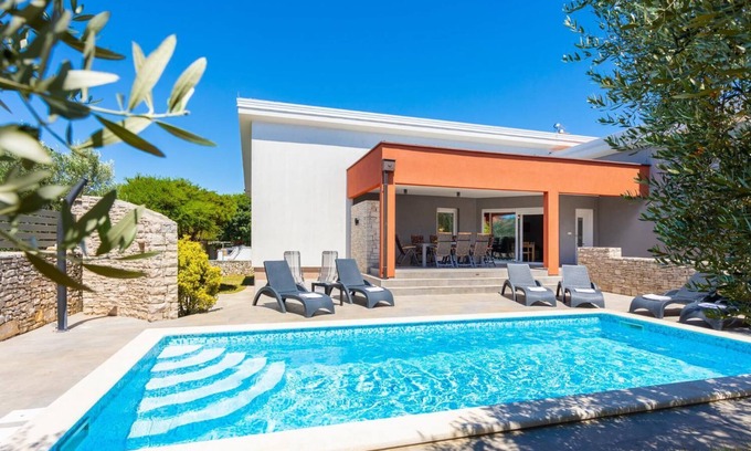 Krnica Villa | Villa Krnica - Vier Schlafzimmer Villa, Schläft 9