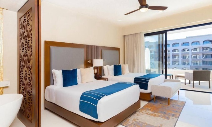 Zona Hotelera Resort | Villa La Valencia Beach Resort & Spa Los Cabos - Two Bedroom Suite Pool View
