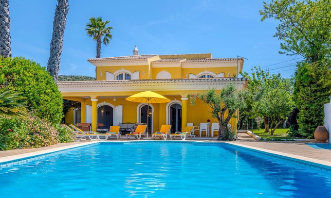 Sao Clemente Haus | Villa Monte da Torre by Interhome