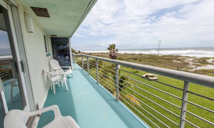 Cocoa Beach Eigentumswohnung | Villa On The Beach - Unit #4