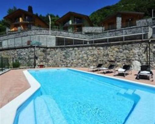 Regoledo Villa | Villa Orchidea With Pool