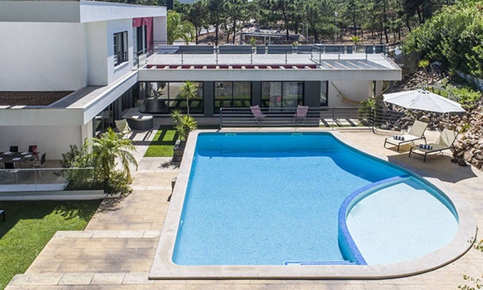 Carvalhal Villa | Wunderbare Villa in Tróia mit privatem und Billardtisch, 200 m vom Strand entfernt