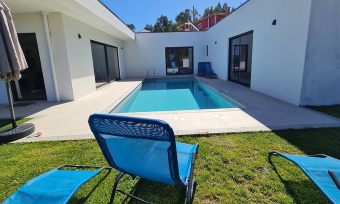Barcelos Haus | VILLA PORTELA WITH PRIVATE OUTER POOL AND GARDENS