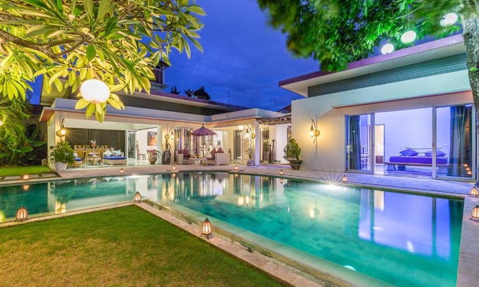 North Legian Villa | Villa Purple