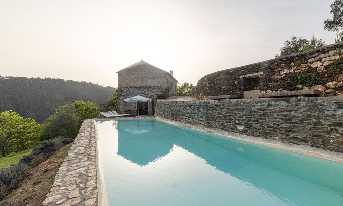 Esposade Skihütte | Villa San Sebastian mit Pool und in der Nähe der Natur. schöner Ort