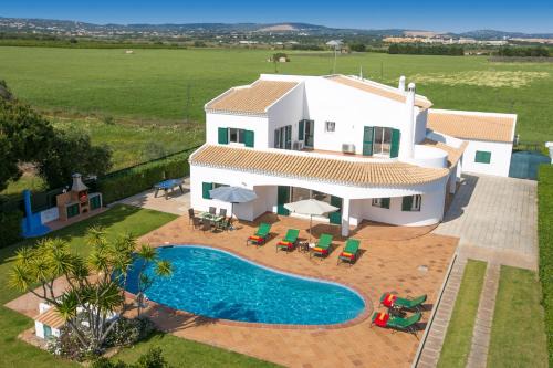 Aldeia das Acoteias Villa | Villa Sandra by Villa Plus