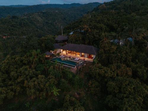 Kayu Putih Villa | Villa Saraswati Lovina