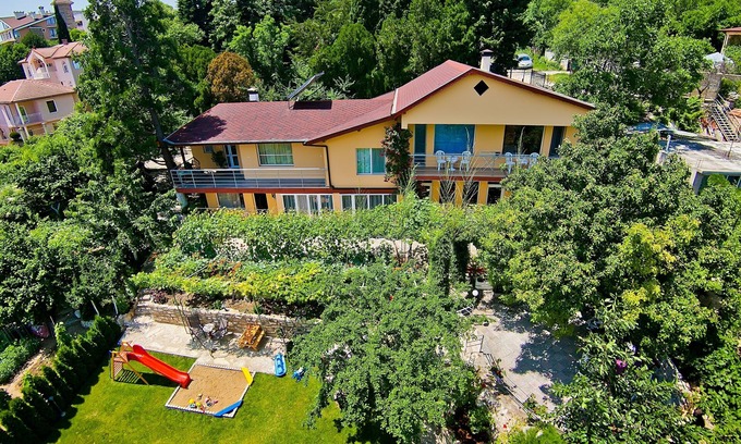 Primorski Villa | Villa Sequoia inmitten Eco Park "Golden Sands" und 500 m von endlosen Stränden