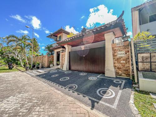 Bukit Villa | Villa Tentram Jimbaran by Bali Cabin