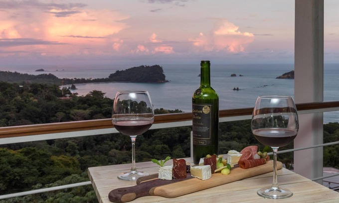Manuel Antonio Villa | Tropische Oase mit Privatkoch und außergewöhnlichem Meerblick