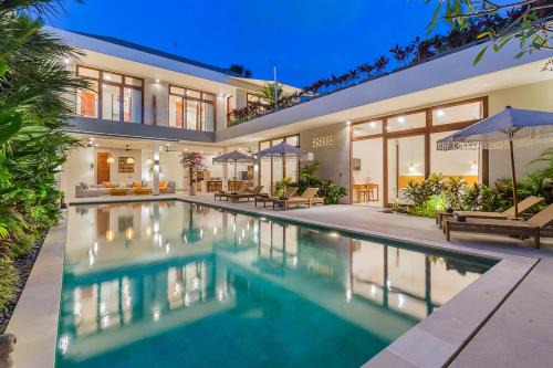 Nakula Villa | Villa Trindade 5BR, 15m Pool