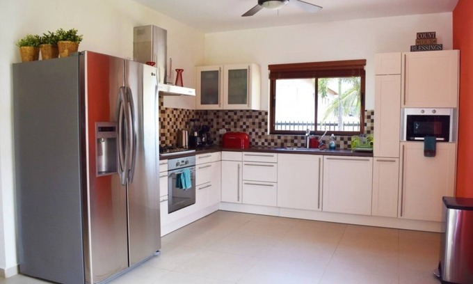 Shaba Villa | Villa Tropical Breeze