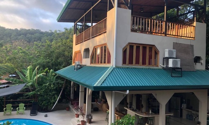 Playa Hermosa Cobano Haus | Villa VidaAnanda in the heart of Playa Hermosa, Cobano