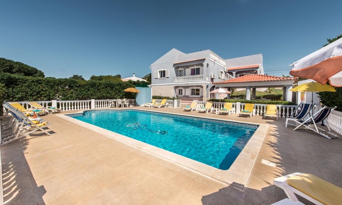 Monte Raposo Villa | Villa V5 mit privatem Pool und Spielzimmer mit Billard