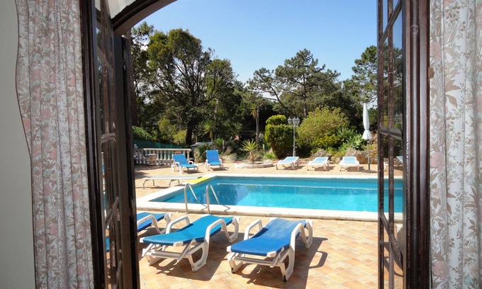 Praia das Macas Haus | Villa with heated Pool, for 12 adults, near the Beach, Sintra area, Lisbon Coast