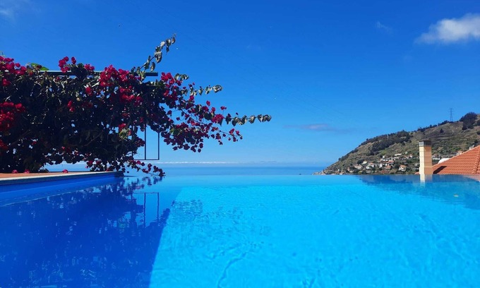 Campanario Haus | Villa mit Infinity-Pool und Spielzimmer mit Meerblick