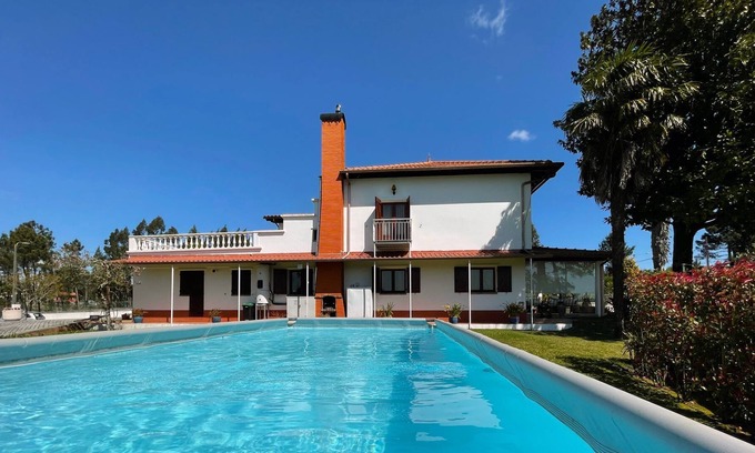 Cardielos Haus | Villa with pool, close to the beach!