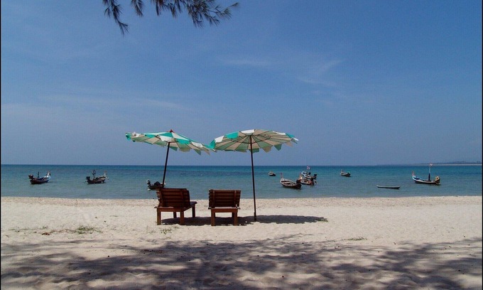 Ban Sakhu Villa | Villa mit Pool im tropischen Garten