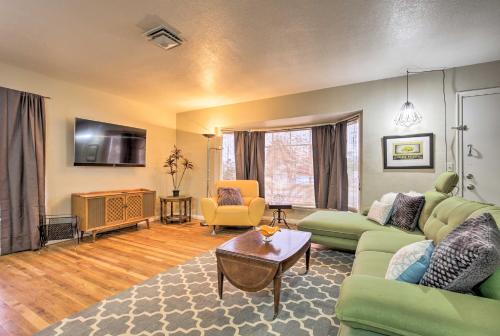 Downtown Las Vegas Haus | Vintage Downtown Vegas Retreat Less Than 3 Mi to Strip!
