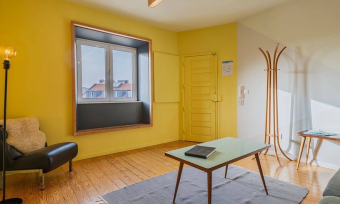Mouraria Wohnung | Vintage w/ Castle View Apartment by LovelyStay