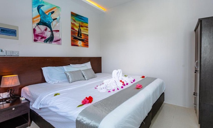 Dharavandhoo Hotel | Violet Inn Hotel