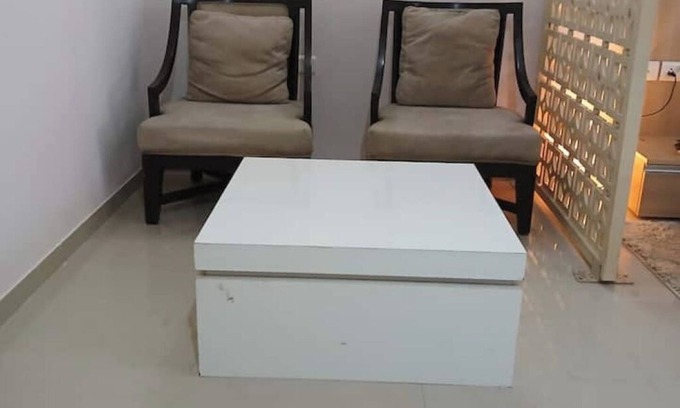 Vrindavan Wohnung | Vishraam:Studio flat Fully loaded in posh Society