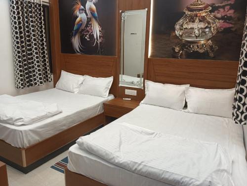 Sarnath Haus | Vishwanath Villa