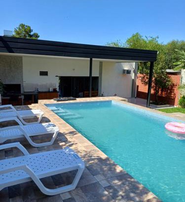 Encarnacion Haus | Vivíana Hause Hospedaje