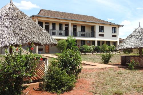 Voi Haus | Voi Lutheran Guesthouse