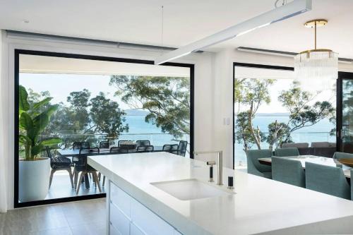 Nelson Bay Haus | Vue Two - Nelson Bay Waterfront Luxury