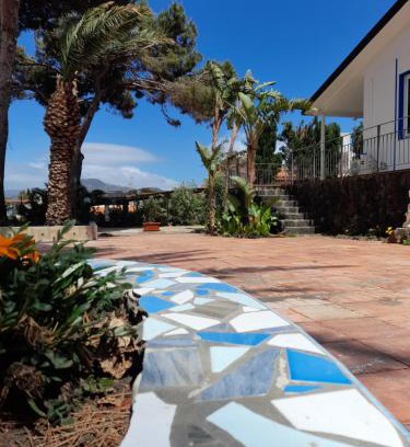 Vulcano Porto Haus | Vulcano: La Porta Delle Eolie