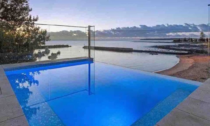 Shellharbour Eigentumswohnung | Wake up to the ocean at LegaSea