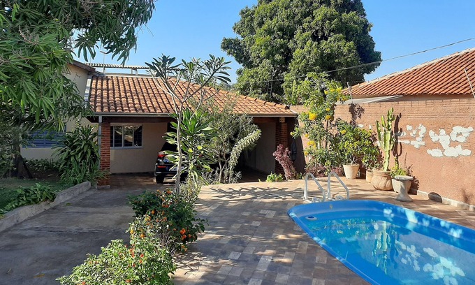 Jaboticabal Haus | Waking up to the birds chirping