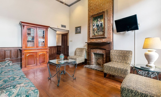 New Orleans Hotel | Schlafmöglichkeiten für 20, 3 Blocks nach Bourbon und French Quarter ATTRACTIONS.