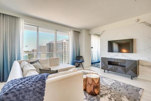 Central Beach Wohnung | Walk to Beach and Dining! Luxe Fort Lauderdale Condo