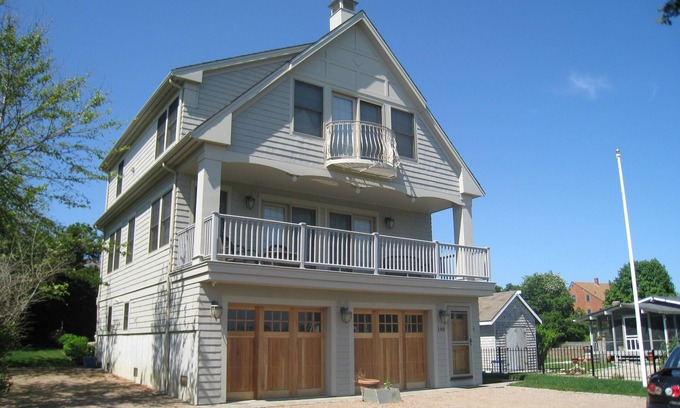 Matunuck Haus | REDUZIERTER PREIS-07 / 06-07 / 13-SENDEN SIE E-MAIL FÜR PREIS